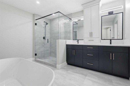 74 Alpine Gardens Sw, Calgary, AB - Indoor Photo Showing Bathroom