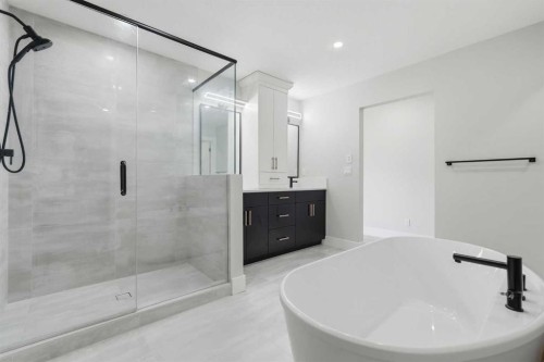 74 Alpine Gardens Sw, Calgary, AB - Indoor Photo Showing Bathroom