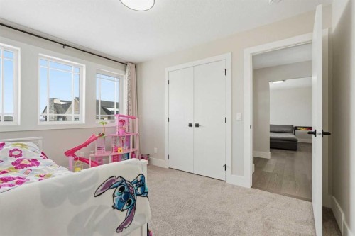 74 Alpine Gardens Sw, Calgary, AB - Indoor