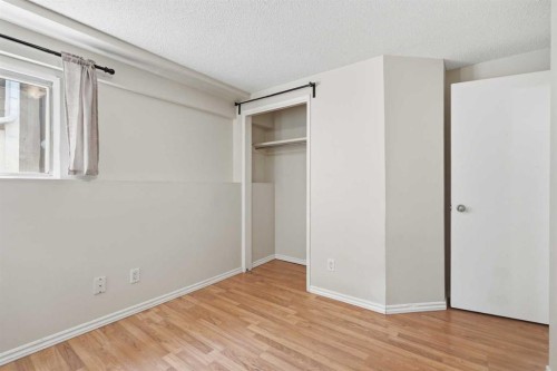 4-126 Mcrae Street, Okotoks, AB - Indoor Photo Showing Other Room