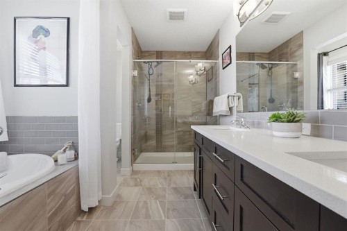 4 Heritage Terrace, Cochrane, AB - Indoor Photo Showing Bathroom