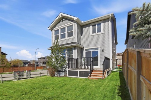 4 Heritage Terrace, Cochrane, AB - Outdoor