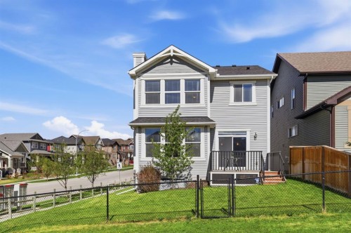 4 Heritage Terrace, Cochrane, AB - Outdoor
