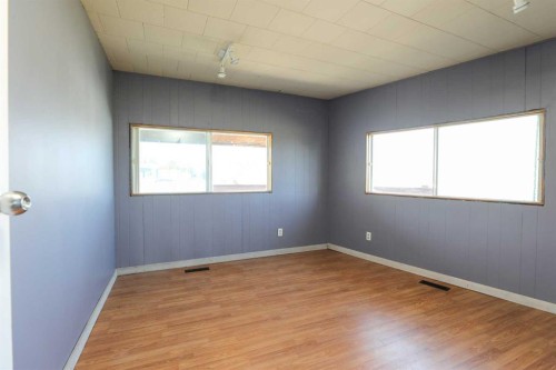 1411 Twp Rd 7-3 Road, Rural Pincher Creek No. 9, M.D. Of, AB - Indoor Photo Showing Other Room