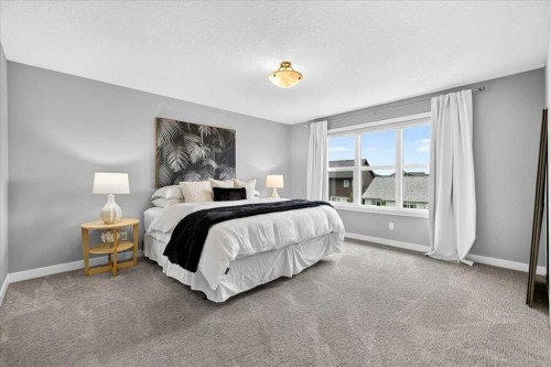 137 Cranbrook Cove Se, Calgary, AB - Indoor Photo Showing Bedroom