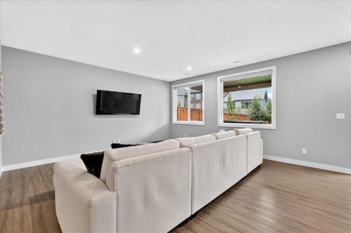 137 Cranbrook Cove Se, Calgary, AB - Indoor Photo Showing Living Room