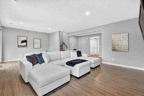 137 Cranbrook Cove Se, Calgary, AB - Indoor Photo Showing Living Room