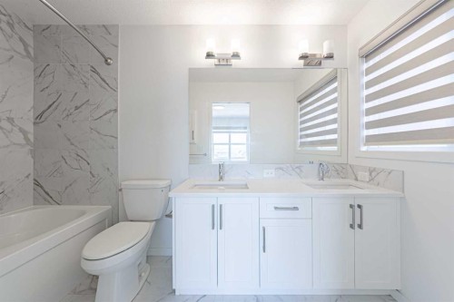 186 Aquila Drive Nw, Calgary, AB - Indoor Photo Showing Bathroom
