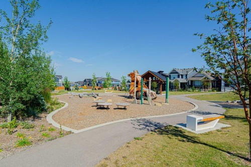 186 Aquila Drive Nw, Calgary, AB - Outdoor