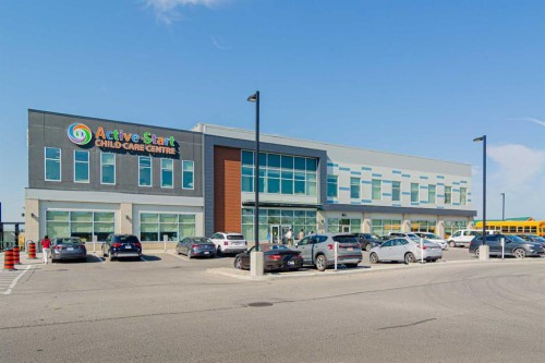 186 Aquila Drive Nw, Calgary, AB - Outdoor