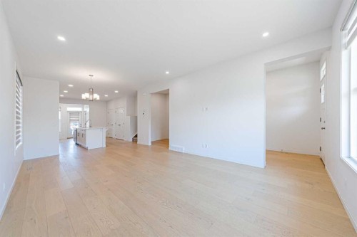 186 Aquila Drive Nw, Calgary, AB - Indoor Photo Showing Other Room