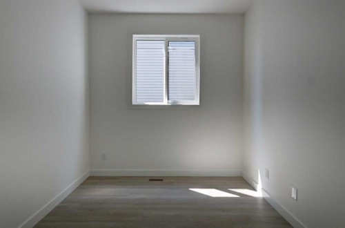 160 Copperhead Road Se, Calgary, AB - Indoor Photo Showing Other Room