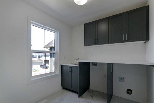 160 Copperhead Road Se, Calgary, AB - Indoor Photo Showing Other Room