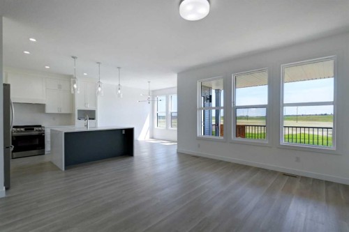 160 Copperhead Road Se, Calgary, AB - Indoor Photo Showing Kitchen With Upgraded Kitchen