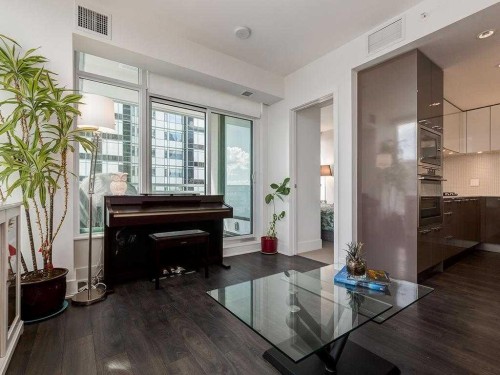 802-901 10 Avenue Sw, Calgary, AB - Indoor