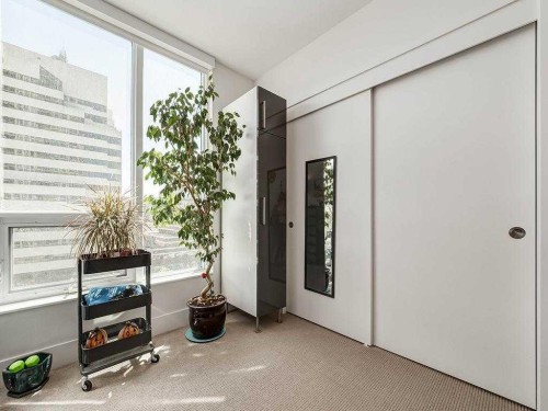 802-901 10 Avenue Sw, Calgary, AB - Indoor Photo Showing Other Room