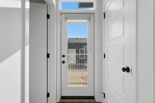 20305 45 Street Se, Calgary, AB - Indoor Photo Showing Other Room