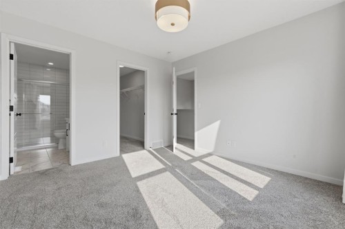 20305 45 Street Se, Calgary, AB - Indoor Photo Showing Other Room
