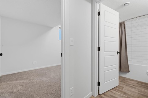 20305 45 Street Se, Calgary, AB - Indoor Photo Showing Other Room