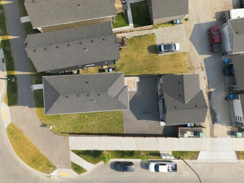20305 45 Street Se, Calgary, AB - Outdoor