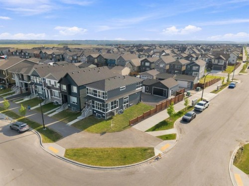 20305 45 Street Se, Calgary, AB - Outdoor With View
