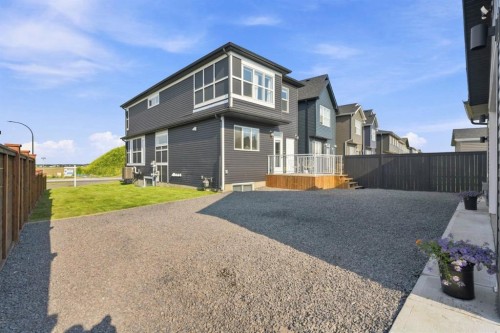 20305 45 Street Se, Calgary, AB - Outdoor