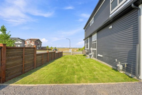 20305 45 Street Se, Calgary, AB - Outdoor With Exterior