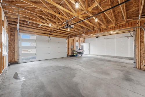 20305 45 Street Se, Calgary, AB - Indoor Photo Showing Garage