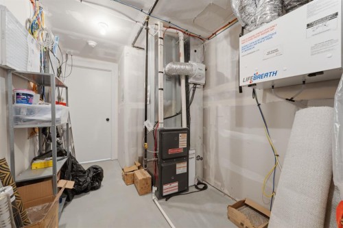 20305 45 Street Se, Calgary, AB - Indoor