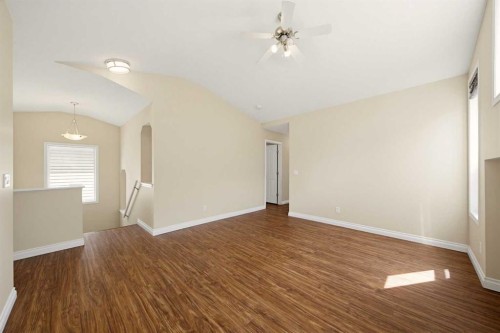 133 Saddlecrest Green Ne, Calgary, AB - Indoor Photo Showing Other Room