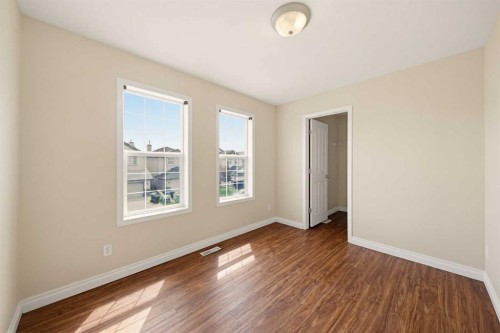 133 Saddlecrest Green Ne, Calgary, AB - Indoor Photo Showing Other Room