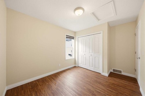 133 Saddlecrest Green Ne, Calgary, AB - Indoor Photo Showing Other Room