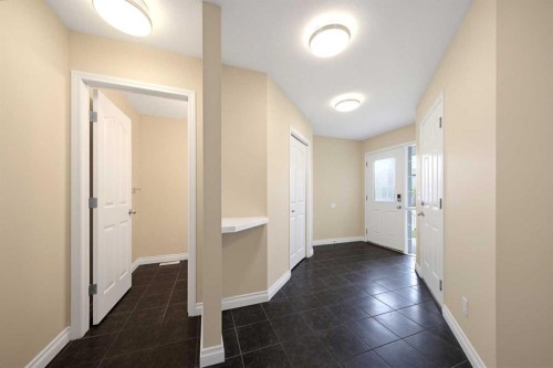 133 Saddlecrest Green Ne, Calgary, AB - Indoor Photo Showing Other Room