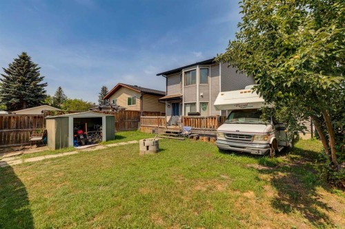 116 Riverbirch Crescent Se, Calgary, AB - Outdoor