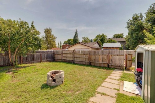 116 Riverbirch Crescent Se, Calgary, AB - Outdoor