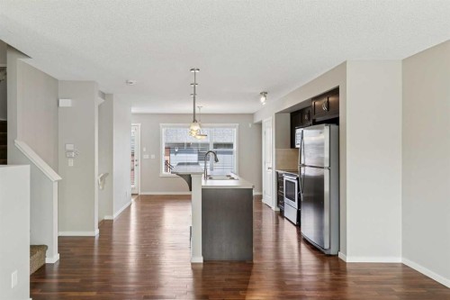 28 Walden Drive Se, Calgary, AB - Indoor Photo Showing Kitchen