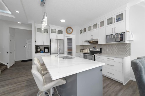 50 Saddleland Crescent Ne, Calgary, AB - Indoor Photo Showing Kitchen With Upgraded Kitchen