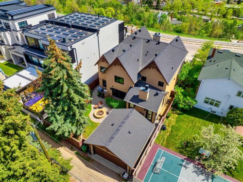 738 Crescent Road Nw, Calgary, AB - Outdoor With View
