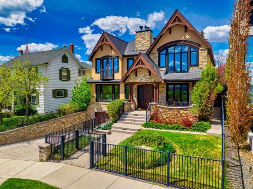 738 Crescent Road Nw, Calgary, AB - Outdoor With Facade