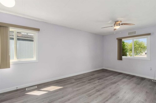 34 Burroughs Place Ne, Calgary, AB 