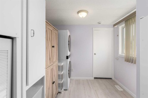 34 Burroughs Place Ne, Calgary, AB 