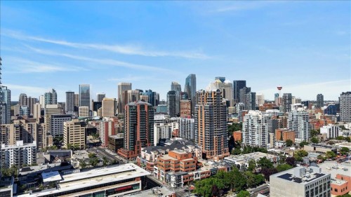 109-838 19 Avenue Sw, Calgary, AB - Outdoor With View
