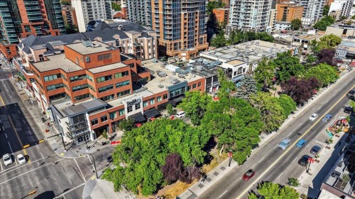 109-838 19 Avenue Sw, Calgary, AB - Outdoor
