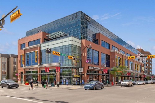 109-838 19 Avenue Sw, Calgary, AB - Outdoor