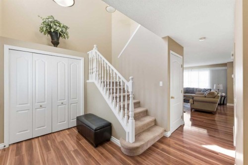 140 Arbour Stone Crescent Nw, Calgary, AB - Indoor Photo Showing Other Room