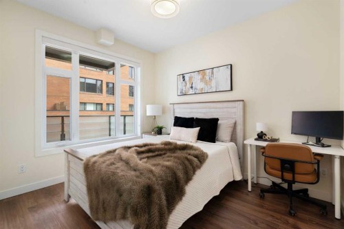 209-1720 10 Street Sw, Calgary, AB - Indoor Photo Showing Bedroom