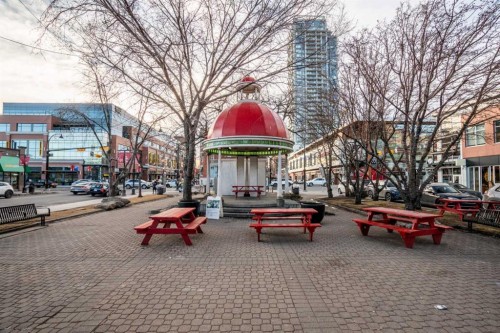 209-1720 10 Street Sw, Calgary, AB - Outdoor