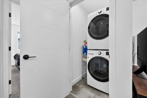 40 Amblefield View Nw, Calgary, AB - Indoor Photo Showing Laundry Room