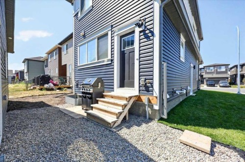 40 Amblefield View Nw, Calgary, AB - Outdoor