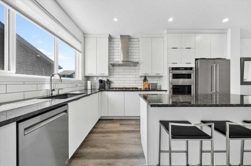 40 Amblefield View Nw, Calgary, AB - Indoor Photo Showing Kitchen With Stainless Steel Kitchen With Upgraded Kitchen